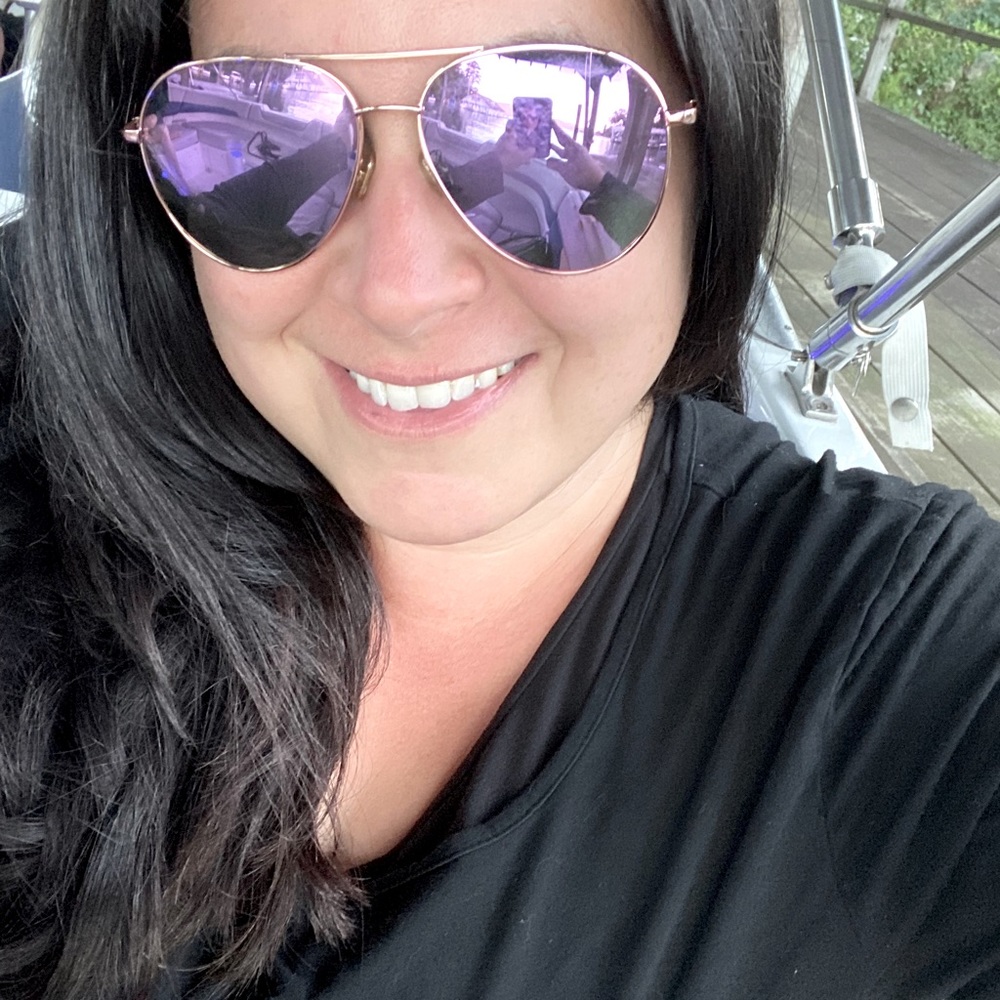 Meet your Posher, Brenda